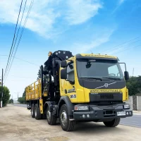 Volvo VM 330 (2023) + Grúa Hiab X-HIPRO 558 EP-5
